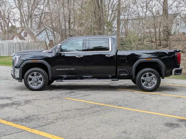 2026 GMC Sierra 2500HD Crew Cab, Standard Bed, SLT, 4WD
