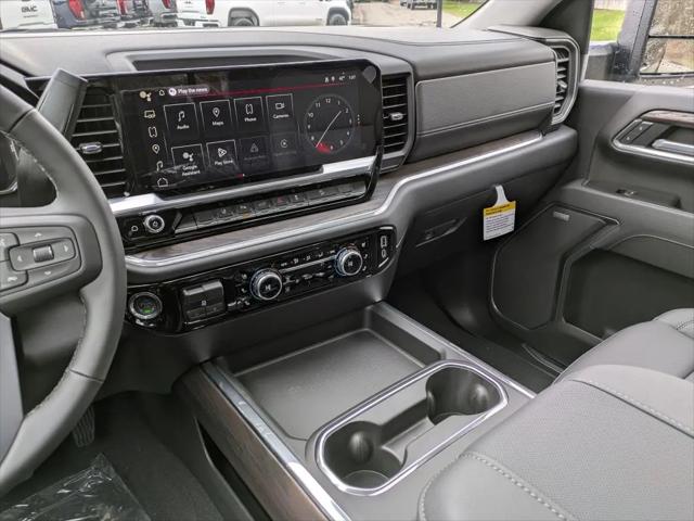 2026 GMC Sierra 2500HD Crew Cab, Standard Bed, SLT, 4WD