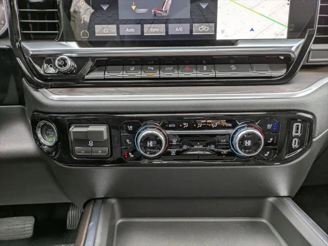2026 GMC Sierra 2500HD Crew Cab, Standard Bed, SLT, 4WD