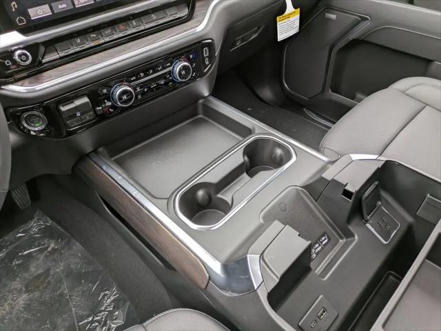 2026 GMC Sierra 2500HD Crew Cab, Standard Bed, SLT, 4WD