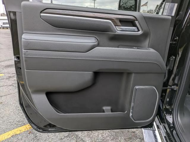 2026 GMC Sierra 2500HD Crew Cab, Standard Bed, SLT, 4WD