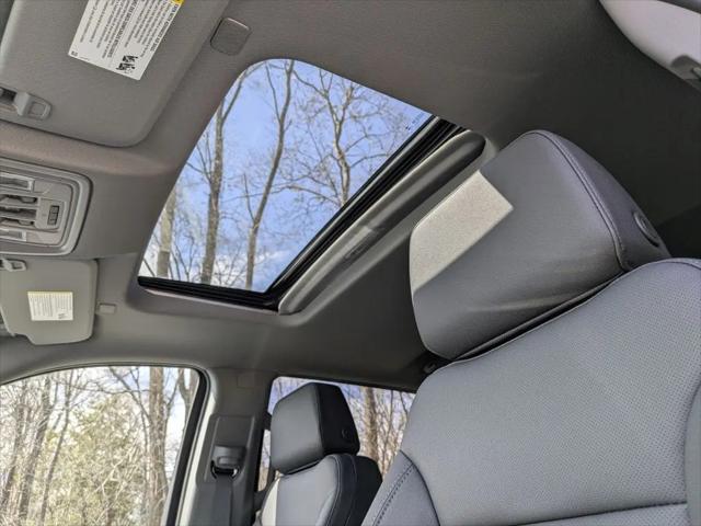 2026 GMC Sierra 2500HD Crew Cab, Standard Bed, SLT, 4WD
