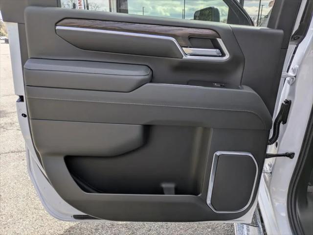 2026 GMC Sierra 2500HD Crew Cab, Standard Bed, SLT, 4WD
