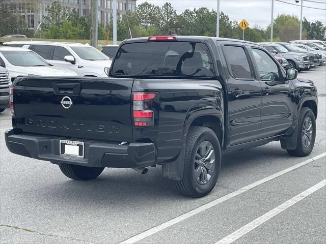 2025 Nissan Frontier Crew Cab SV 4x2