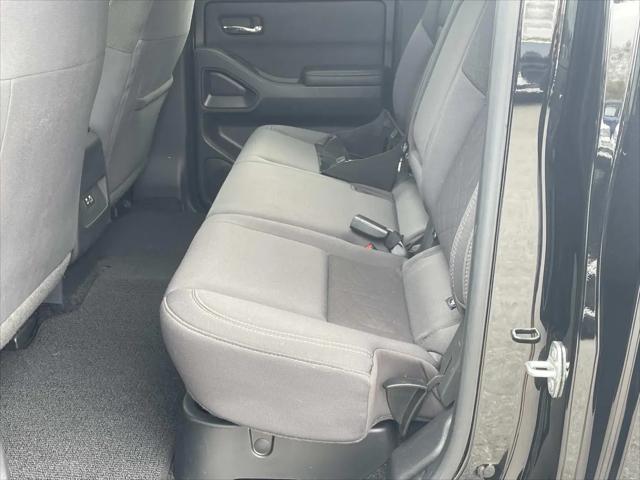2025 Nissan Frontier Crew Cab SV 4x2