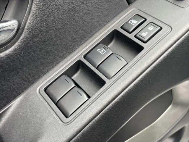 2025 Nissan Frontier Crew Cab SV 4x2