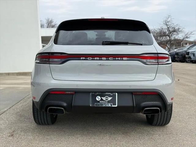 2025 Porsche Macan Macan