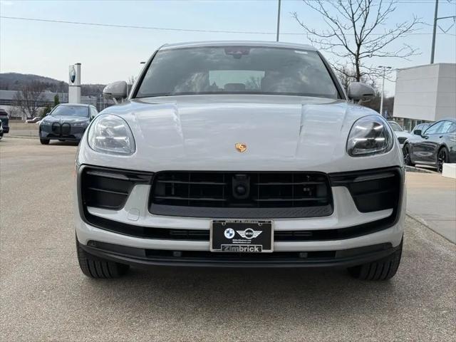 2025 Porsche Macan Macan