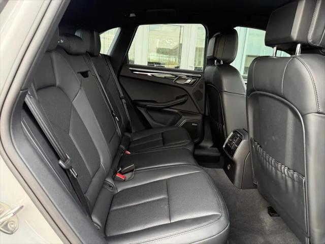 2025 Porsche Macan Macan