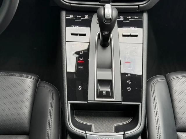 2025 Porsche Macan Macan