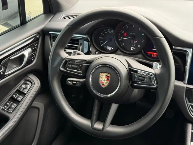 2025 Porsche Macan Macan