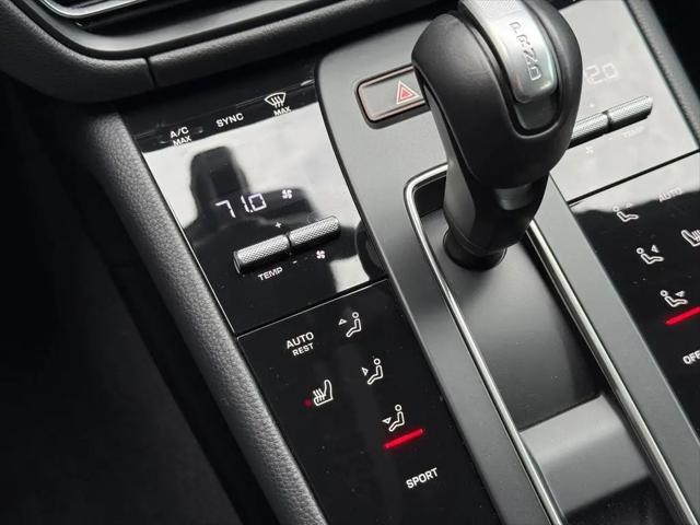 2025 Porsche Macan Macan