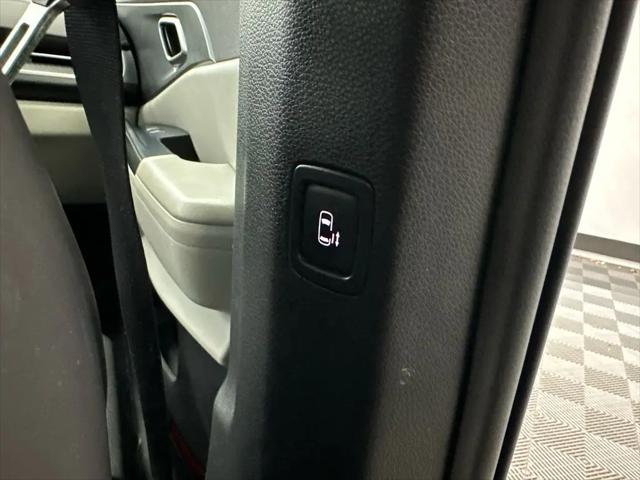 2024 Kia Carnival MPV LX Seat Package