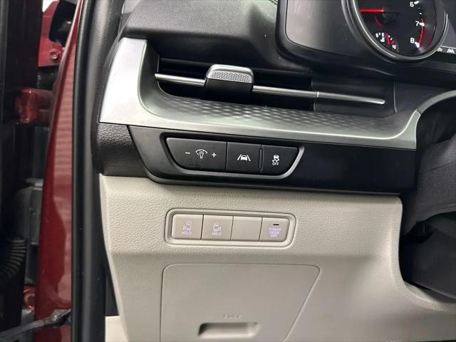 2024 Kia Carnival MPV LX Seat Package