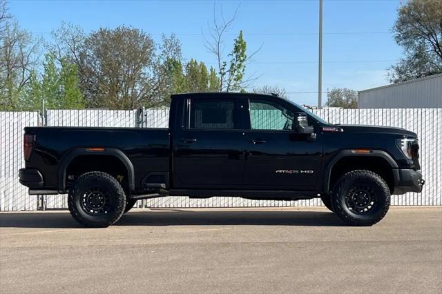 2026 GMC Sierra 2500HD Crew Cab, Standard Bed, AT4X, 4WD