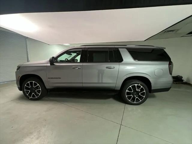 2026 Chevrolet Suburban RST, 4WD
