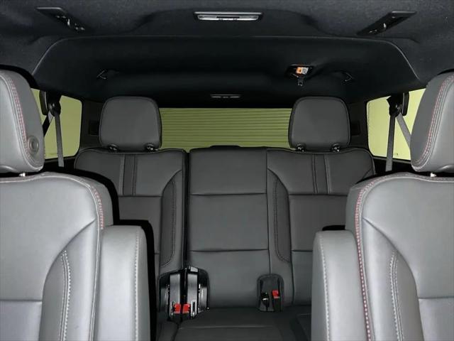 2026 Chevrolet Suburban RST, 4WD