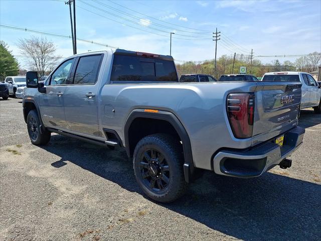 2026 GMC Sierra 2500HD Crew Cab, Standard Bed, AT4, 4WD