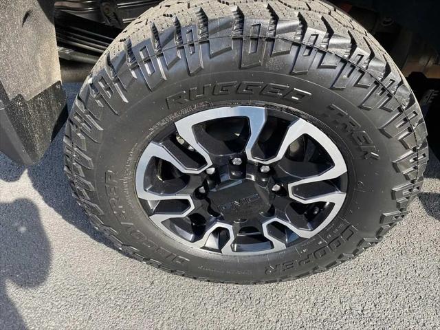 2020 GMC Sierra 2500HD 4WD Crew Cab Standard Bed SLE