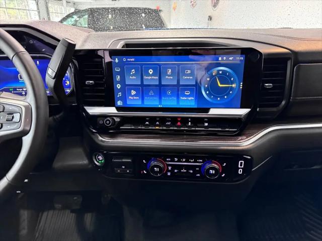 2025 Chevrolet Silverado 1500 4WD Crew Cab Short Bed LT with 2FL