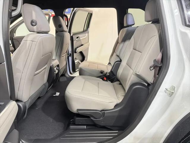 2026 GMC Acadia Elevation AWD