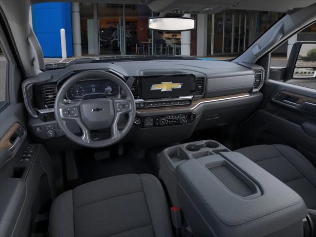 2026 Chevrolet Silverado 2500HD Crew Cab, Standard Bed, LT, 4WD