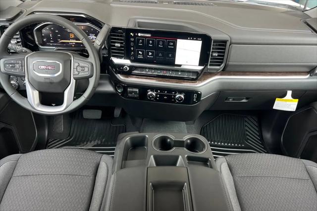 2026 GMC Sierra 3500HD Crew Cab, Long Bed, SLE Dual Rear Wheel, 4WD
