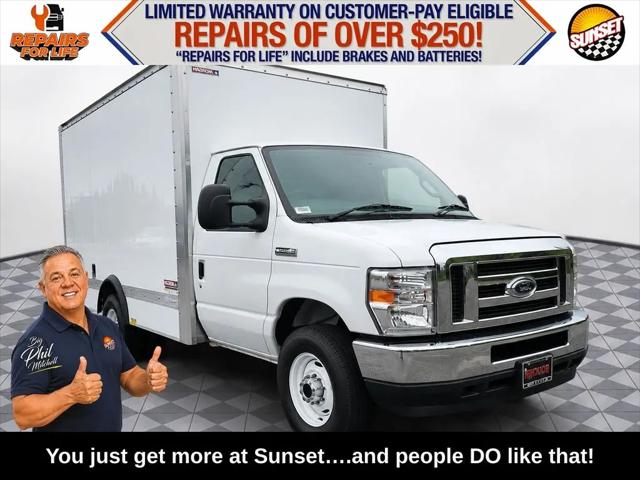 2025 Ford E-350 Cutaway E-Series Cutaway for sale in Sumner, WA