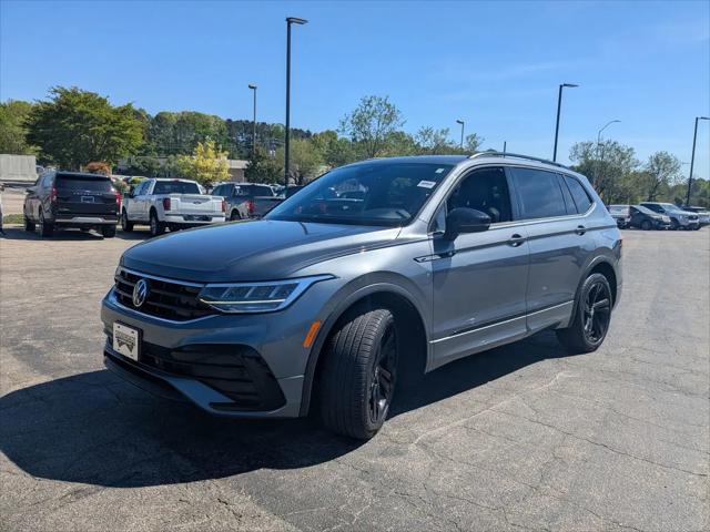2023 Volkswagen Tiguan 2.0T SE R-Line Black