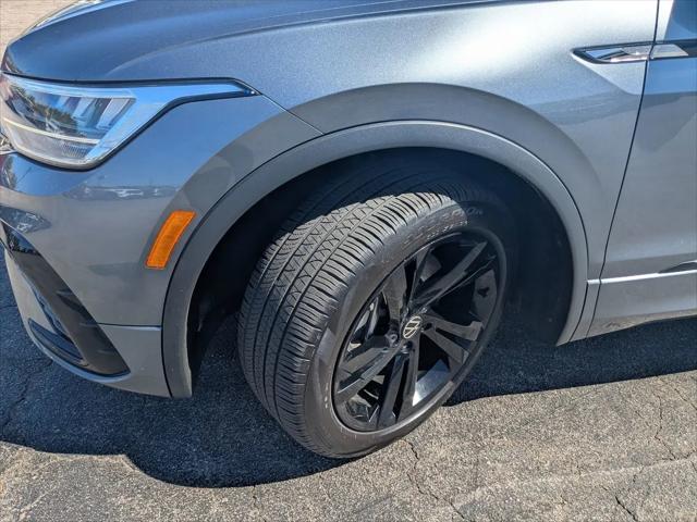 2023 Volkswagen Tiguan 2.0T SE R-Line Black