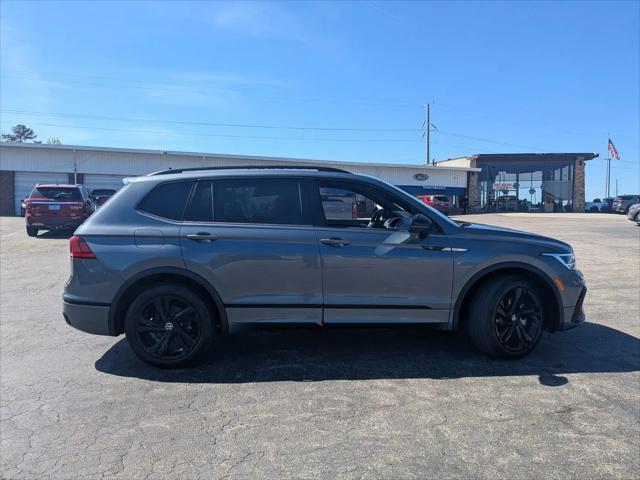 2023 Volkswagen Tiguan 2.0T SE R-Line Black