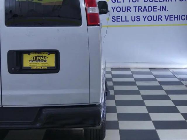 2022 Chevrolet Express Passenger RWD 3500 Extended Wheelbase LS