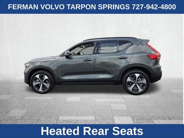 2026 Volvo XC40 Plus, B5 AWD Gas (mild hybrid), Dark