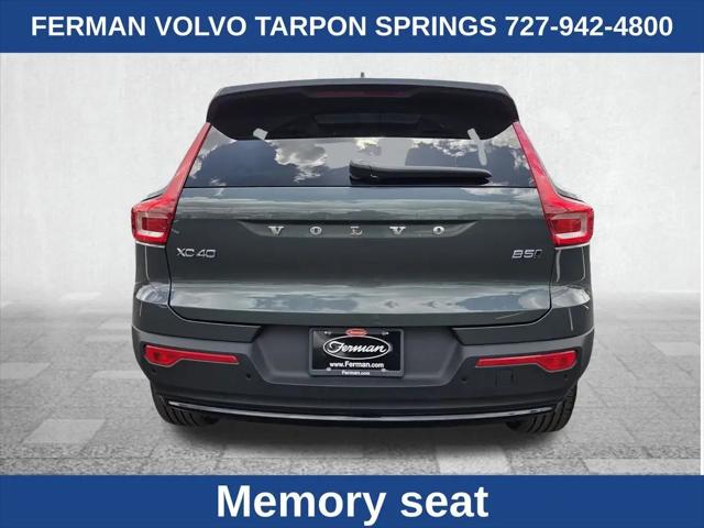 2026 Volvo XC40 Plus, B5 AWD Gas (mild hybrid), Dark