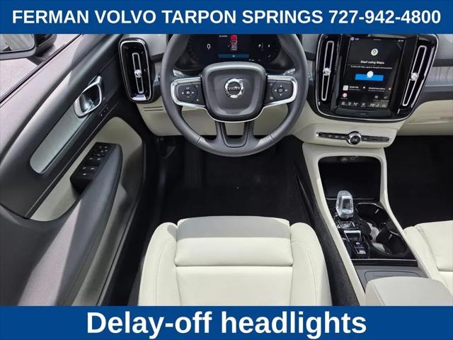 2026 Volvo XC40 Plus, B5 AWD Gas (mild hybrid), Dark