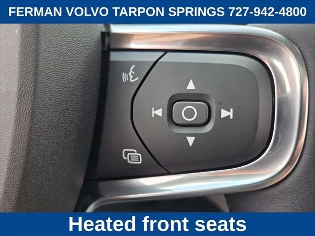 2026 Volvo XC40 Plus, B5 AWD Gas (mild hybrid), Dark