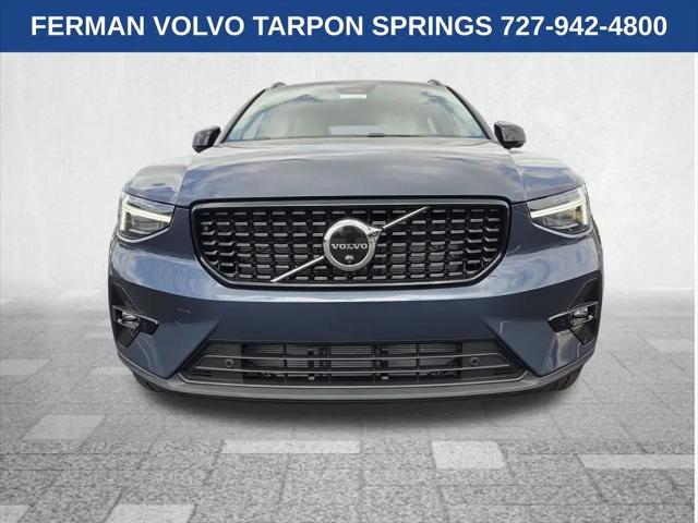 2026 Volvo XC40 Ultra, B5 AWD Gas (mild hybrid), Dark