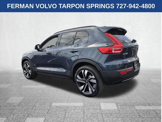 2026 Volvo XC40 Ultra, B5 AWD Gas (mild hybrid), Dark