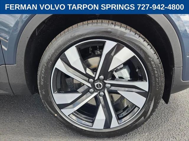 2026 Volvo XC40 Ultra, B5 AWD Gas (mild hybrid), Dark