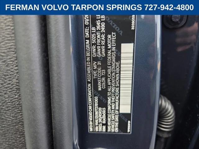 2026 Volvo XC40 Ultra, B5 AWD Gas (mild hybrid), Dark