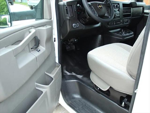 2020 Chevrolet Express Cutaway Work Van