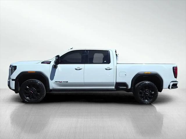 2024 GMC Sierra 2500HD 4WD Crew Cab Standard Bed AT4