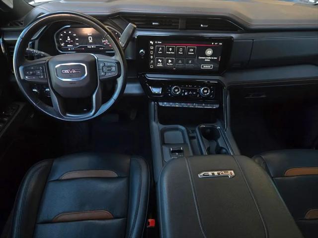 2024 GMC Sierra 2500HD 4WD Crew Cab Standard Bed AT4