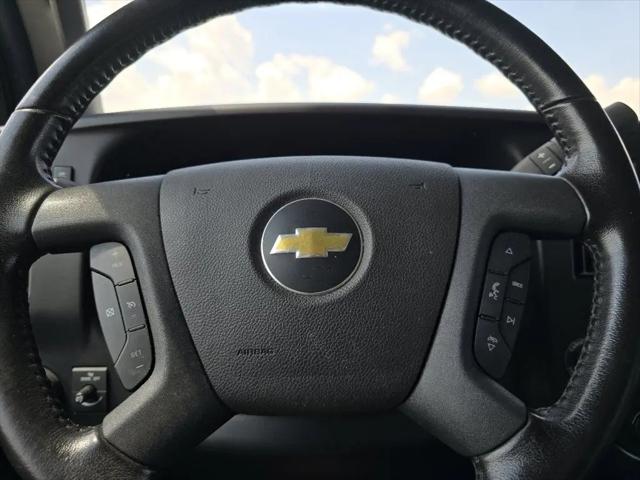 2021 Chevrolet Express Cutaway Work Van