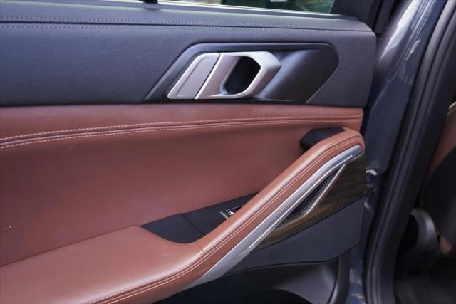 2022 BMW X6 xDrive40i