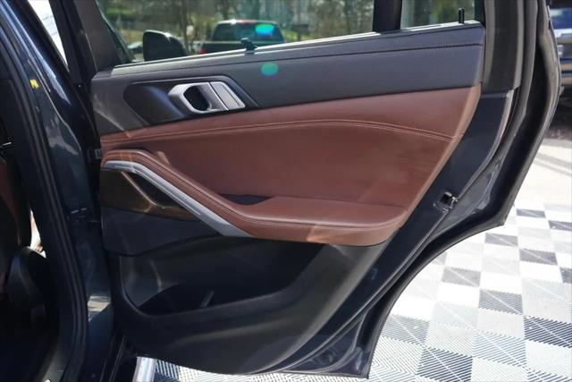 2022 BMW X6 xDrive40i