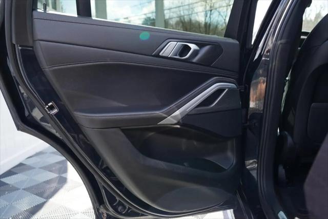2023 BMW X6 xDrive40i