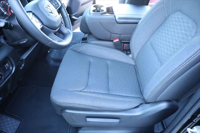 2026 Ram 1500 Tradesman Quad Cab 4x4 64 Box
