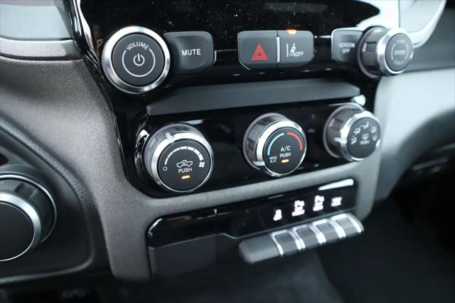 2026 Ram 1500 Tradesman Quad Cab 4x4 64 Box