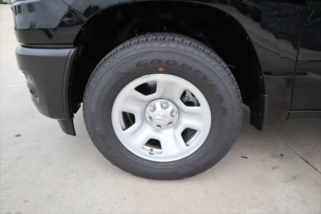 2026 Ram 1500 Tradesman Quad Cab 4x4 64 Box